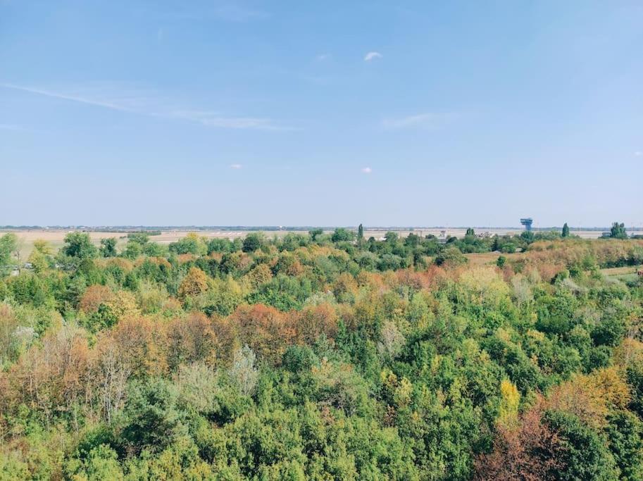 Airport Studio For Two, Free Parking, Airport View Bratysława Zewnętrze zdjęcie